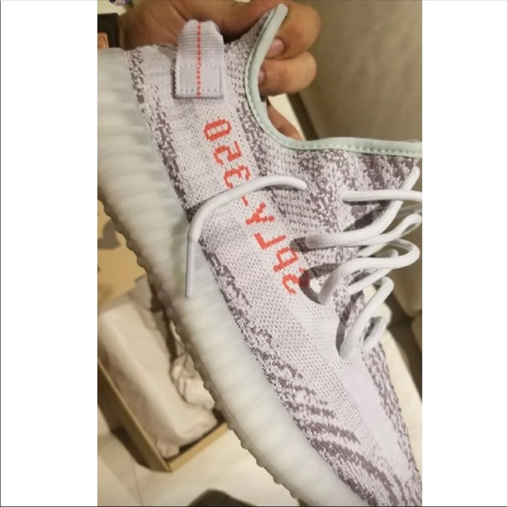 Adidas yeezy boost 350 v2 blue tint authentic